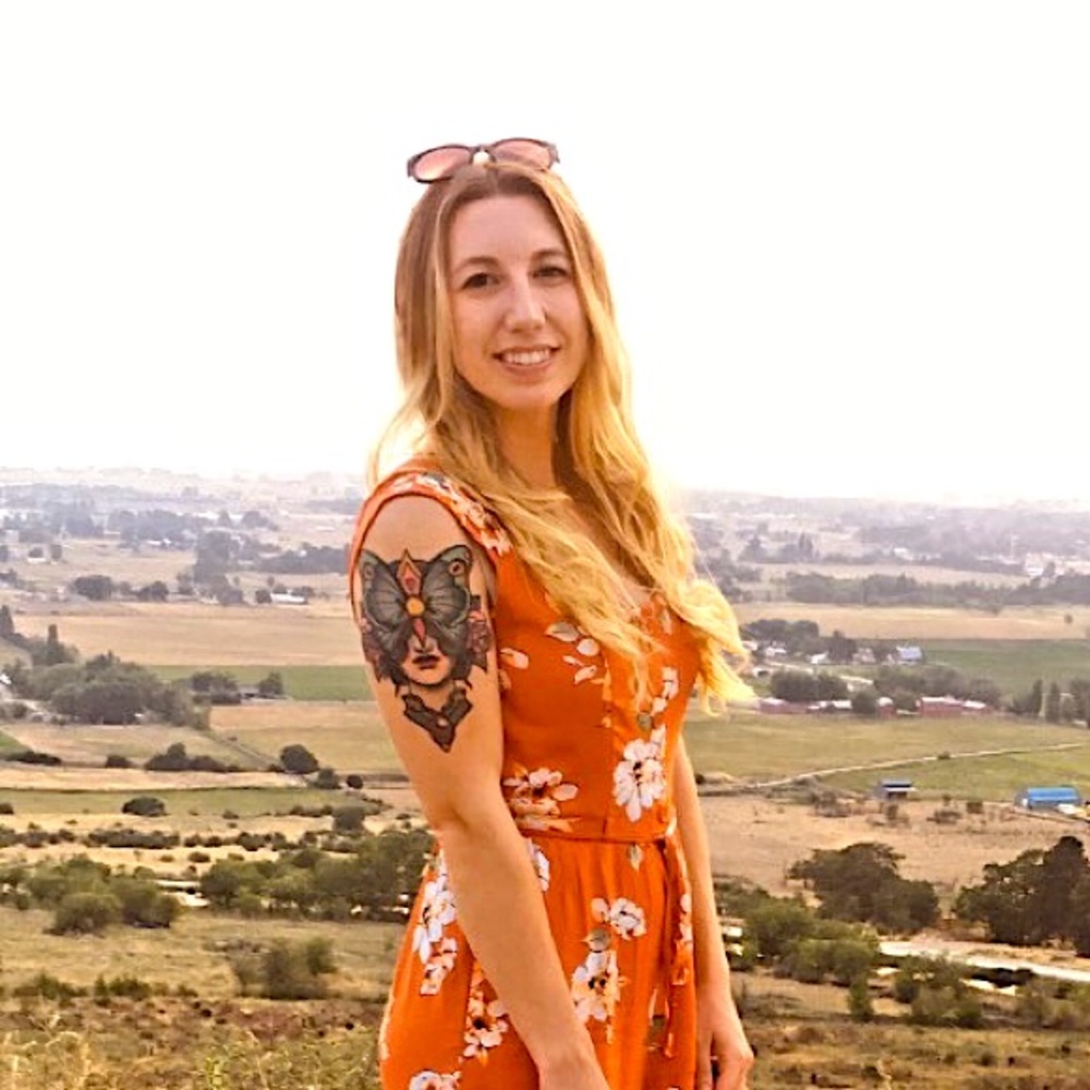 Meet your Posher, Andrea